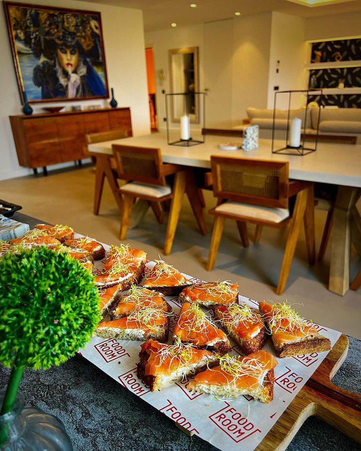 marbella-open-house-catering-table-with-sandwiches