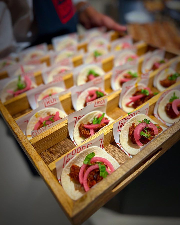 marbella-corporate-event-catering-mini-tacos