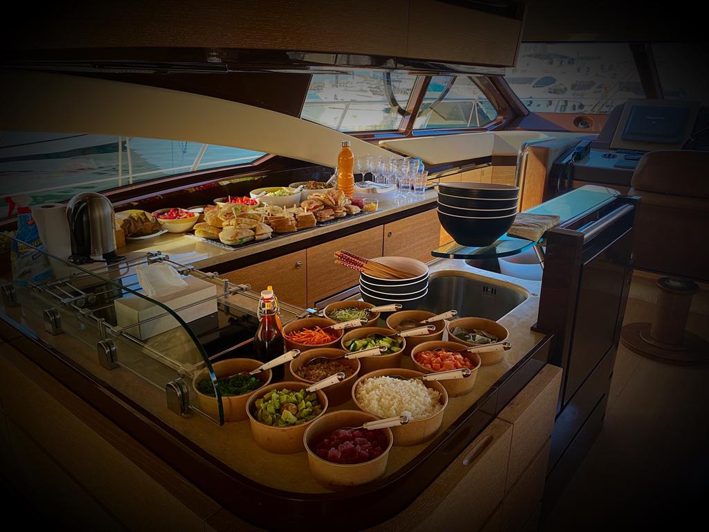 marbella-yacht-catering-set-up